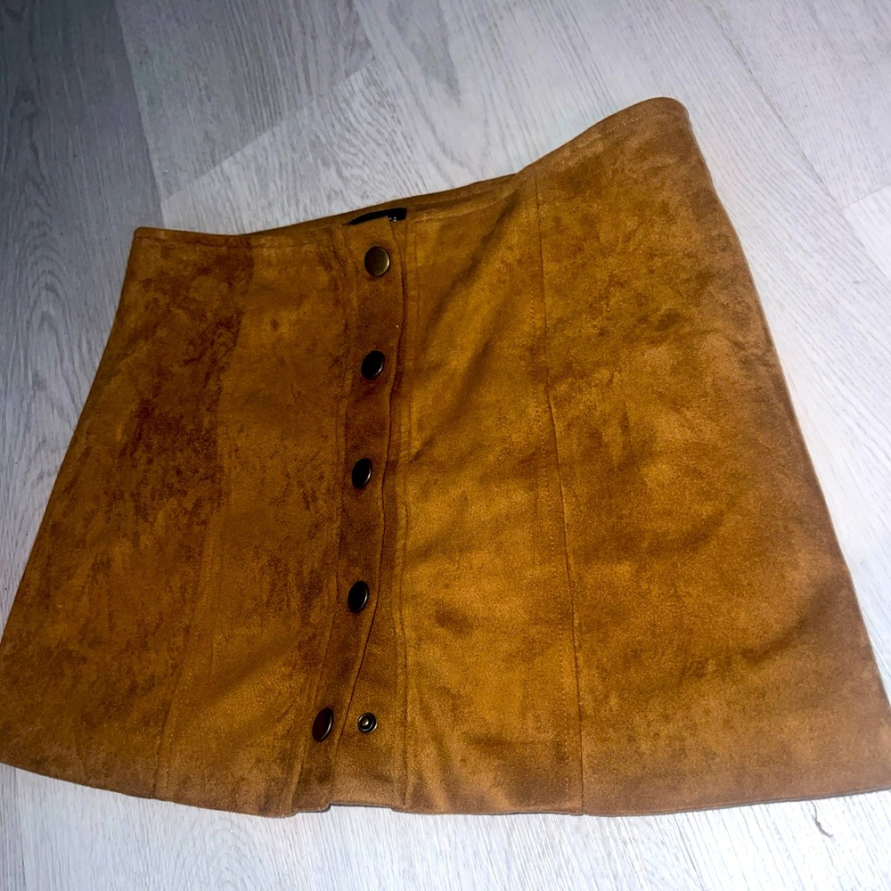 Japonica mini faux suede camel brown skirt. Like new. Medium. Like new